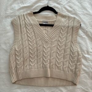 Aritzia Sunday Best winston sweater vest
